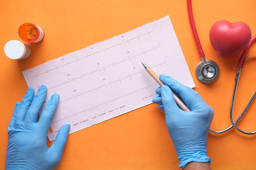 Taking Diabetes Seriously: Understanding Causes, Phases, Consequences, and Treatment